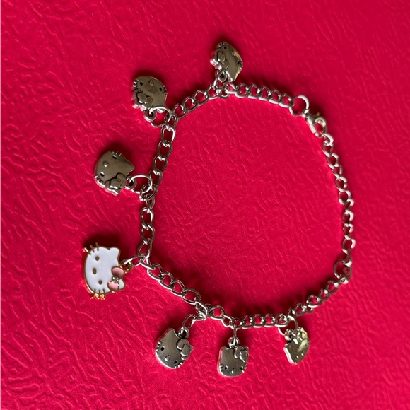 Hello Kitty Bracelet - Adjustable - Picture 6 of 8